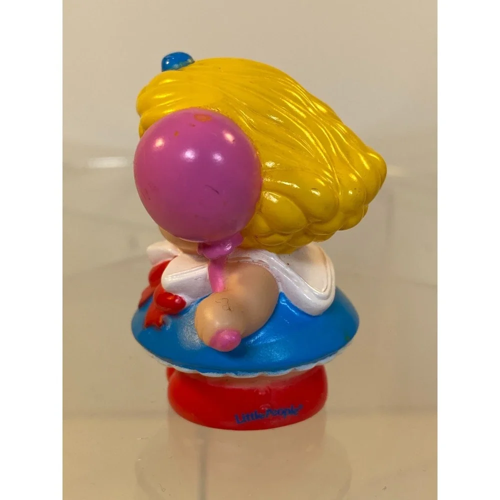Fisher Price Little People Sarah Lynn Girl Blue Dress Pink Balloon 2003